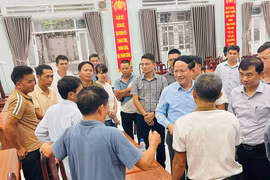 Chủ tịch UBND tỉnh Phạm Anh Tuấn đối thoại với các hộ nhận khoán tại Công ty cổ phần cà phê Gia Lai