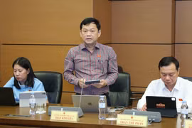 Hoàn thiện chính sách du lịch, bảo vệ quyền lợi người dân và doanh nghiệp