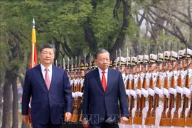 Bộ máy mới, hành động và khí thế mới