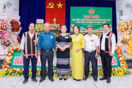 Già làng - Cầu nối bền chặt giữa ý Đảng và lòng dân