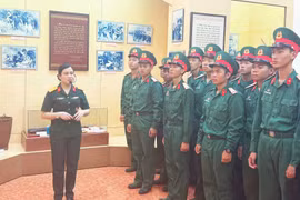 Kỷ vật chiến trường kể chuyện Tây Nguyên