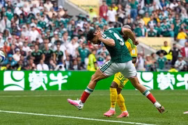 'Hỗn chiến' trận khai mạc World Cup 2026: 3 thẻ đỏ, Mexico thắng nhẹ