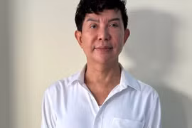 Công an TP.HCM bắt ca sĩ Long Nhật và Sơn Ngọc Minh liên quan đến ma túy