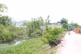 Khẩn trương thực hiện các giải pháp tiêu thoát lũ hạ du sông Hà Thanh