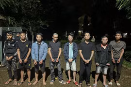 Bắt giữ 8 đối tượng mua bán, tàng trữ, sử dụng trái phép chất ma túy