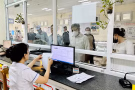 Tăng phân cấp, giảm thời gian cấp phép khám, chữa bệnh.
