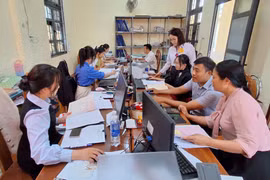Biểu dương UBND 10 xã, phường sử dụng hiệu quả công cụ AI hỗ trợ nghiệp vụ đất đai
