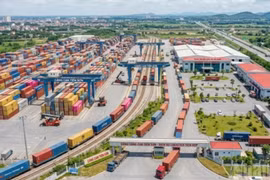 Giảm mạnh thời gian xử lý thủ tục “Công bố mở cảng cạn”.