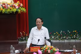 Quang cảnh buổi làm việc.