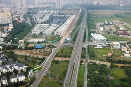 Cơ chế, chính sách đặc thù tháo gỡ vướng mắc cho các dự án tồn đọng, kéo dài.