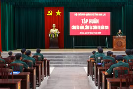 Bộ Chỉ huy quân sự tỉnh tổ chức tập huấn công tác đảng, công tác chính trị. 