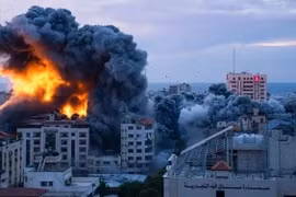 Israel không kích đẫm máu vào Gaza, 21 người thiệt mạng
