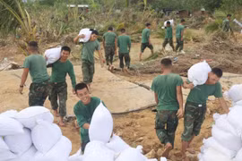 Lữ đoàn 573: Vững nhiệm vụ phòng không, xung kích trong cứu nạn, cứu hộ và giúp dân