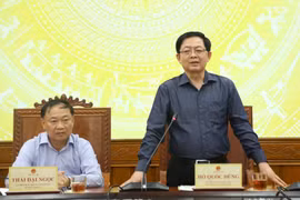Phó Thủ tướng Hồ Quốc Dũng làm việc với tỉnh Gia Lai về khắc phục hậu quả bão số 13.