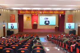 Phát động chương trình “Bảo vệ và hỗ trợ trẻ em phát triển trên môi trường mạng giai đoạn 2026-2030”.