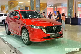 Crossover cỡ trung: VinFast VF 7 vươn lên cạnh tranh Mazda CX-5