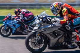 Sportbike 645cc giá chỉ 131 triệu đồng với công nghệ đỉnh cao