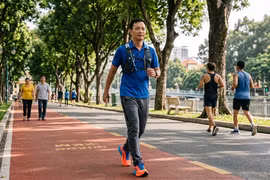 Đi bộ nhiều có làm khớp gối mòn nhanh hơn?