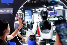 Mỹ cấm nhập khẩu các mẫu người máy mới của Trung Quốc