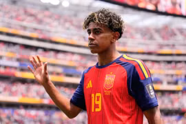 Thần đồng Lamine Yamal tự tin thách thức Pháp tại World Cup 2026