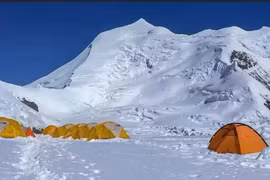Lở tuyết tại Nepal khiến ít nhất 15 người thiệt mạng