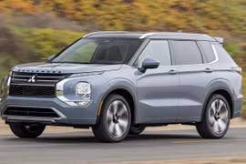 Dàn SUV cỡ C khuấy động thị trường ô tô cuối năm