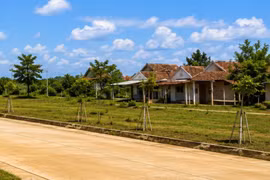 Người dân khu định cư Suối Ðá chưa được cấp sổ đỏ do vướng mốc giới