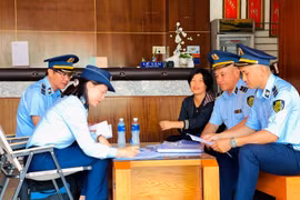 Siết quản lý hoạt động kinh doanh, bảo vệ người tiêu dùng
