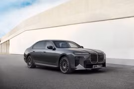 Hé lộ BMW 7 Series phiên bản chống đạn mới