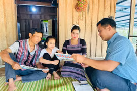 Người H’re xây dựng nếp sống hôn nhân mới