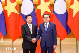 Chủ tịch Quốc hội: Quan hệ Việt Nam-Lào đã được nâng lên tầm gắn kết chiến lược