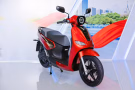 Loạt xe máy mới ra mắt Việt Nam, giá từ 30 triệu đồng