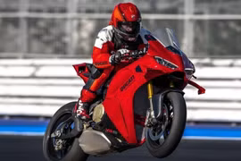 "Mãnh thú" Ducati Panigale V4 2027 trình làng, mạnh 218 mã lực