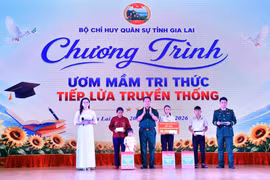 Ðiểm tựa yêu thương của học sinh mồ côi