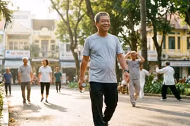 Đi bộ hằng ngày sau tuổi 50: Nên đi bao nhiêu phút là tốt nhất?