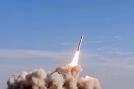 Iran cảnh báo nhắm mục tiêu vào Anh và Israel nếu hỗ trợ Mỹ