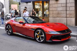 Cận cảnh siêu xe Ferrari 12Cilindri đầu tiên ở Việt Nam