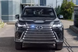 Lexus LX hybrid phiên bản bọc thép ra mắt