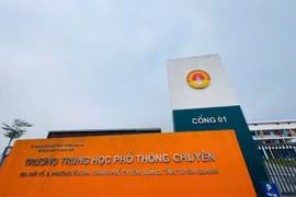 Tuyên Quang rút toàn bộ bài thi toán điểm 10 để kiểm tra