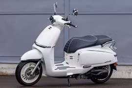 Xe ga retro trang bị hiện đại, thách thức Vespa, SH