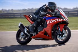 "Chiến mã" Honda CBR500R FOUR 2027 trình làng, nâng cấp sức mạnh