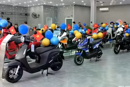 Xe máy điện mùa tựu trường: Nhiều mẫu giá chỉ hơn 11 triệu đồng