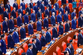 Không đổi mới mô hình phát triển là chấp nhận "ở lại phía sau"