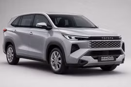 Innova Cross bản nâng cấp, rõ thiết kế mới của Toyota