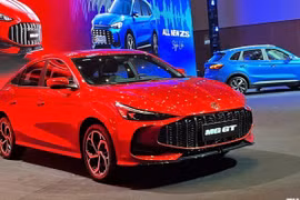 MG tung bộ đôi xe mới tại Việt Nam giá từ 512 triệu, có SUV hybrid