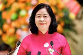 Bà Bùi Thị Minh Hoài làm Chủ tịch Ủy ban Trung ương MTTQ Việt Nam khóa XI