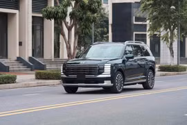 Hyundai Palisade hybrid lộ diện tại Hà Nội
