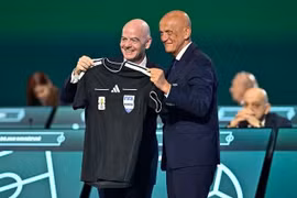 Chủ tịch FIFA tuyên bố tiếp tục tranh cử, Iran chắc chắn tham dự World Cup 2026