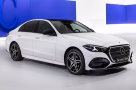 Mercedes C-Class mang diện mạo mới