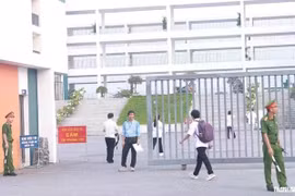 Đánh giá đề ngữ văn tốt nghiệp THPT và thi lại Trường chuyên Tuyên Quang